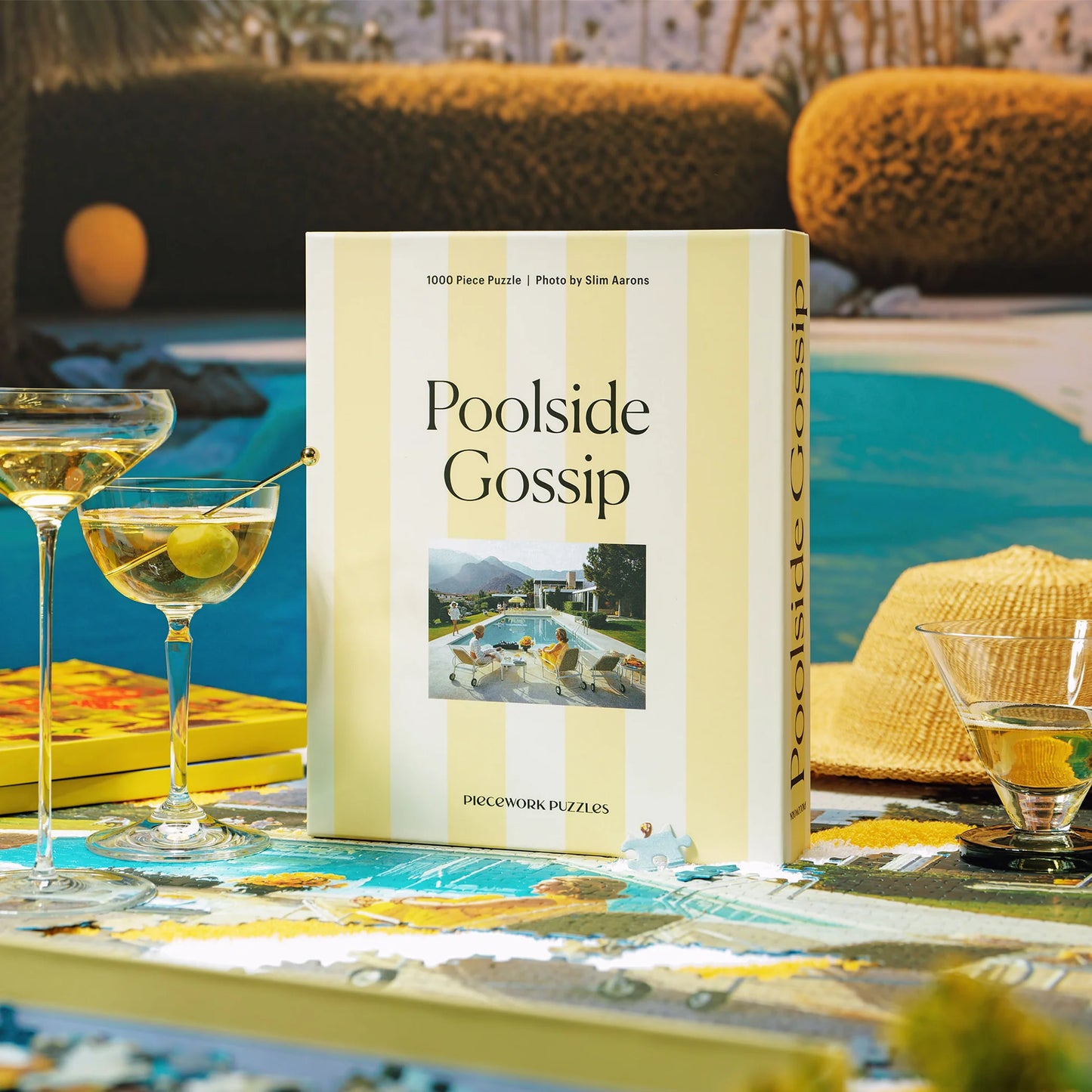 1000-piece Slim Aarons jigsaw puzzle Poolside Gossip