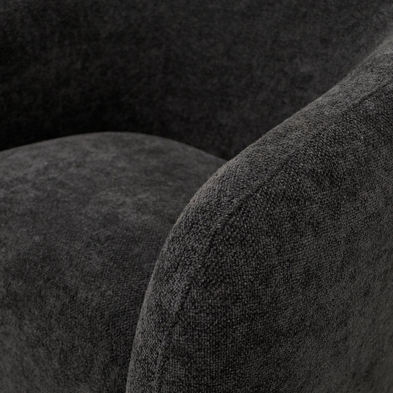 Maxwell swivel chair black