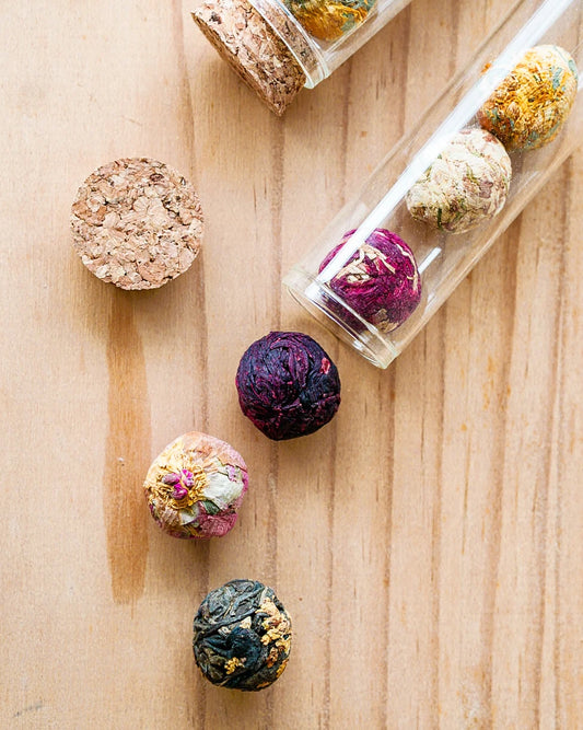 Blooming tea balls in glass tube (6)