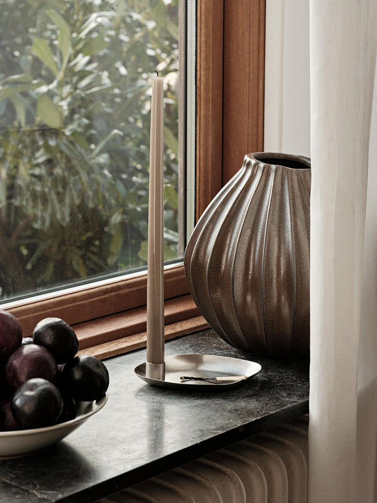 Broste wide lines vase 25cm antique brown