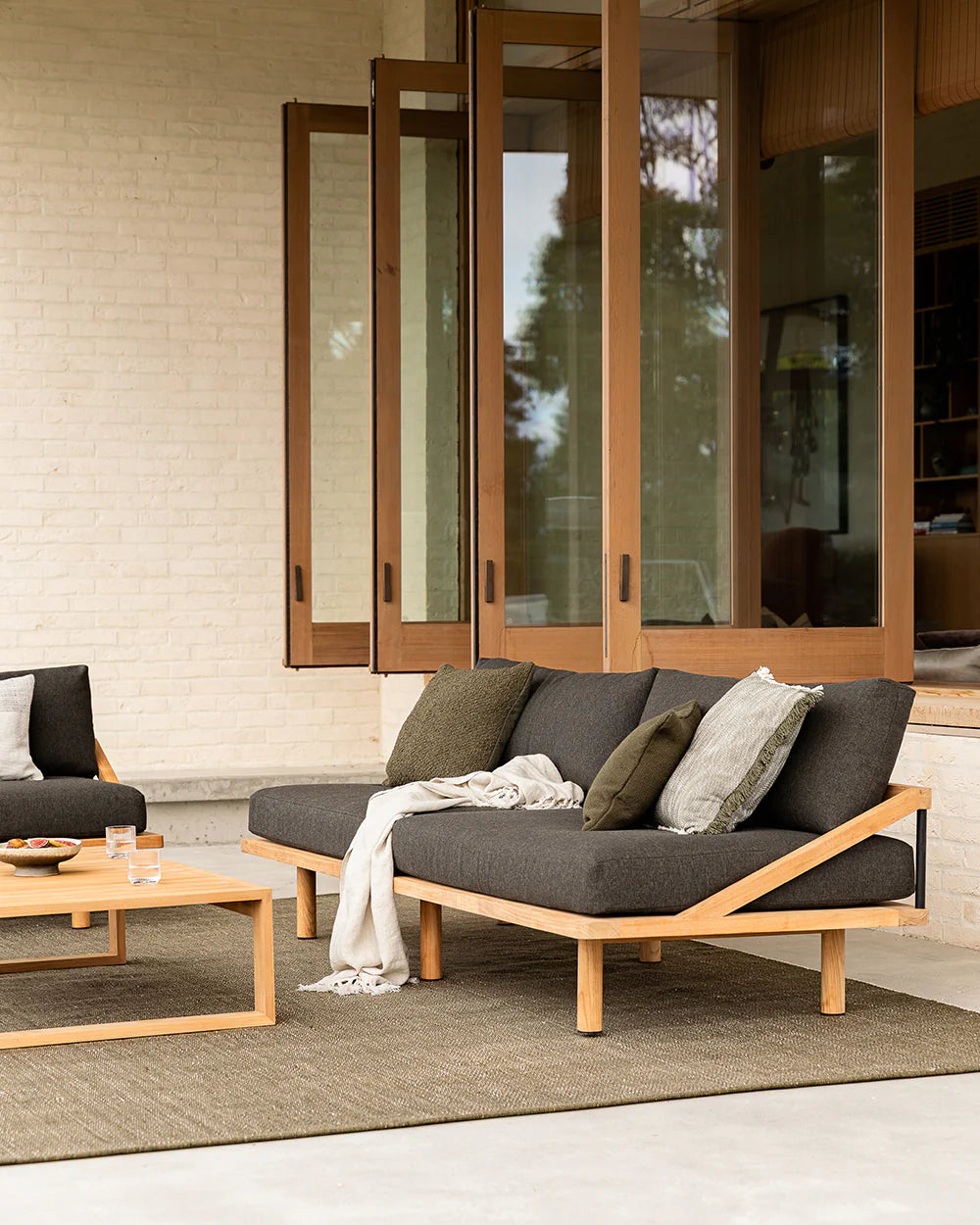 Outdoor Caspian cushion mangrove 50cm