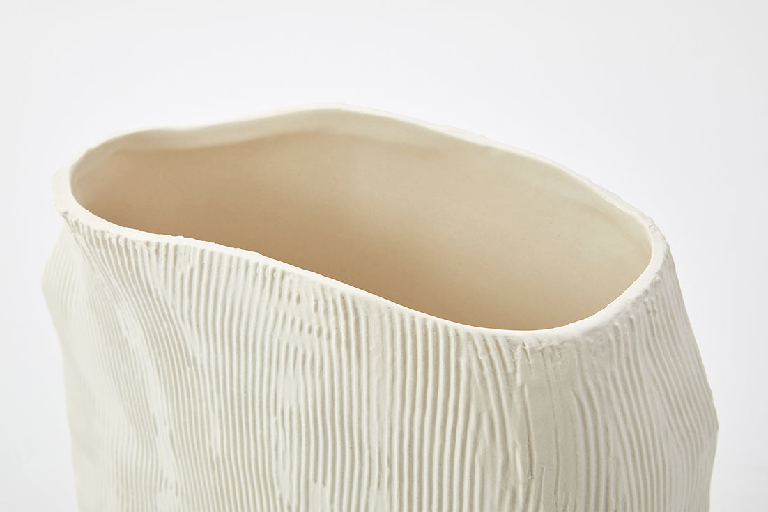 Chalo textured tall vase chalk