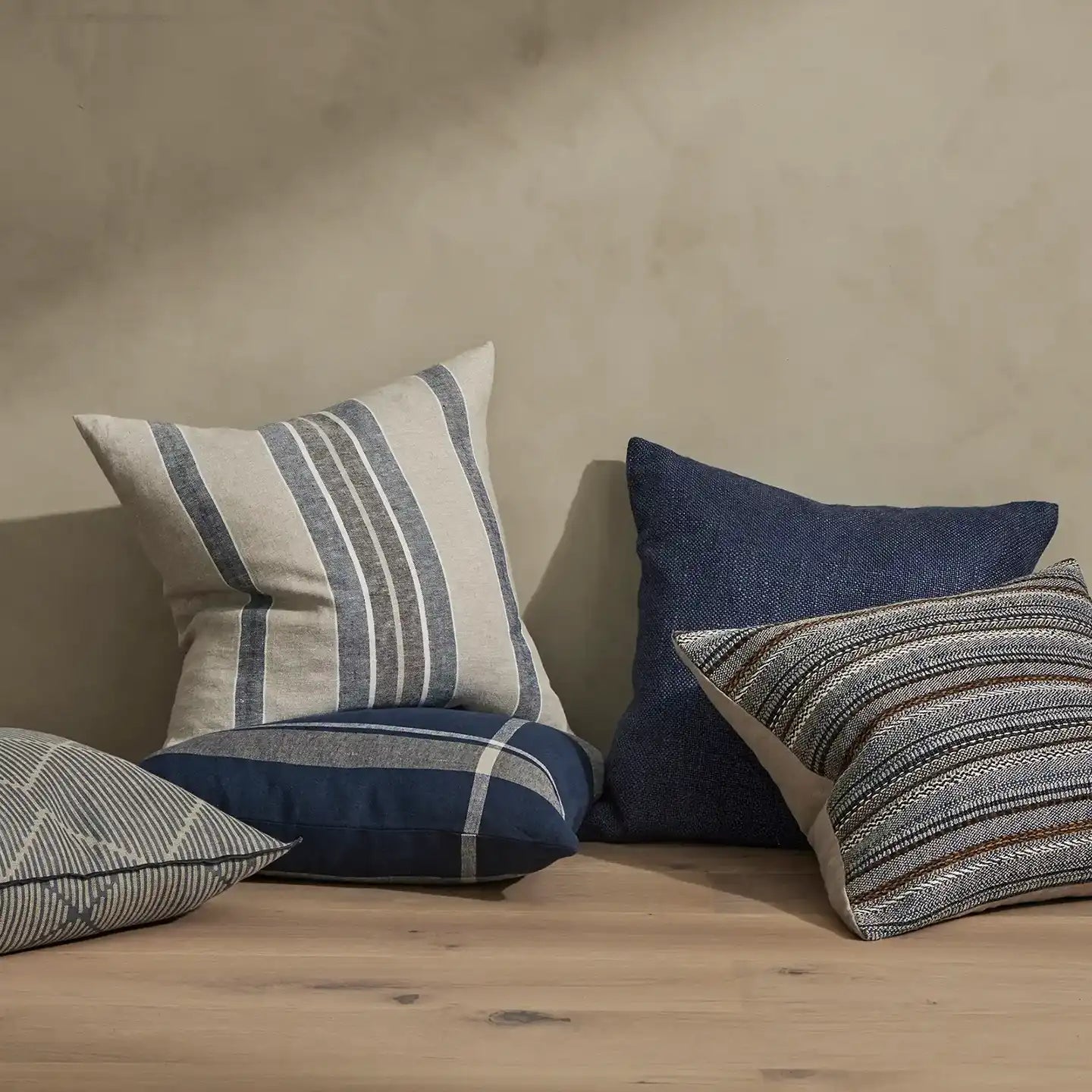 Dante linen cushion cover denim 50cm