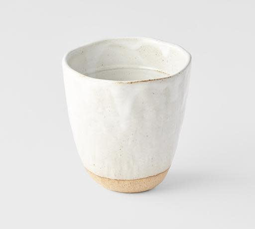 Organic shaped cup white