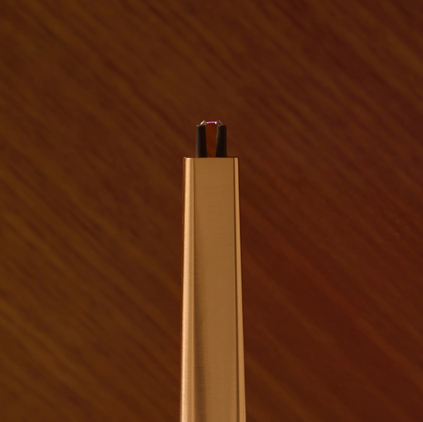 Flint rechargeable lighter gold