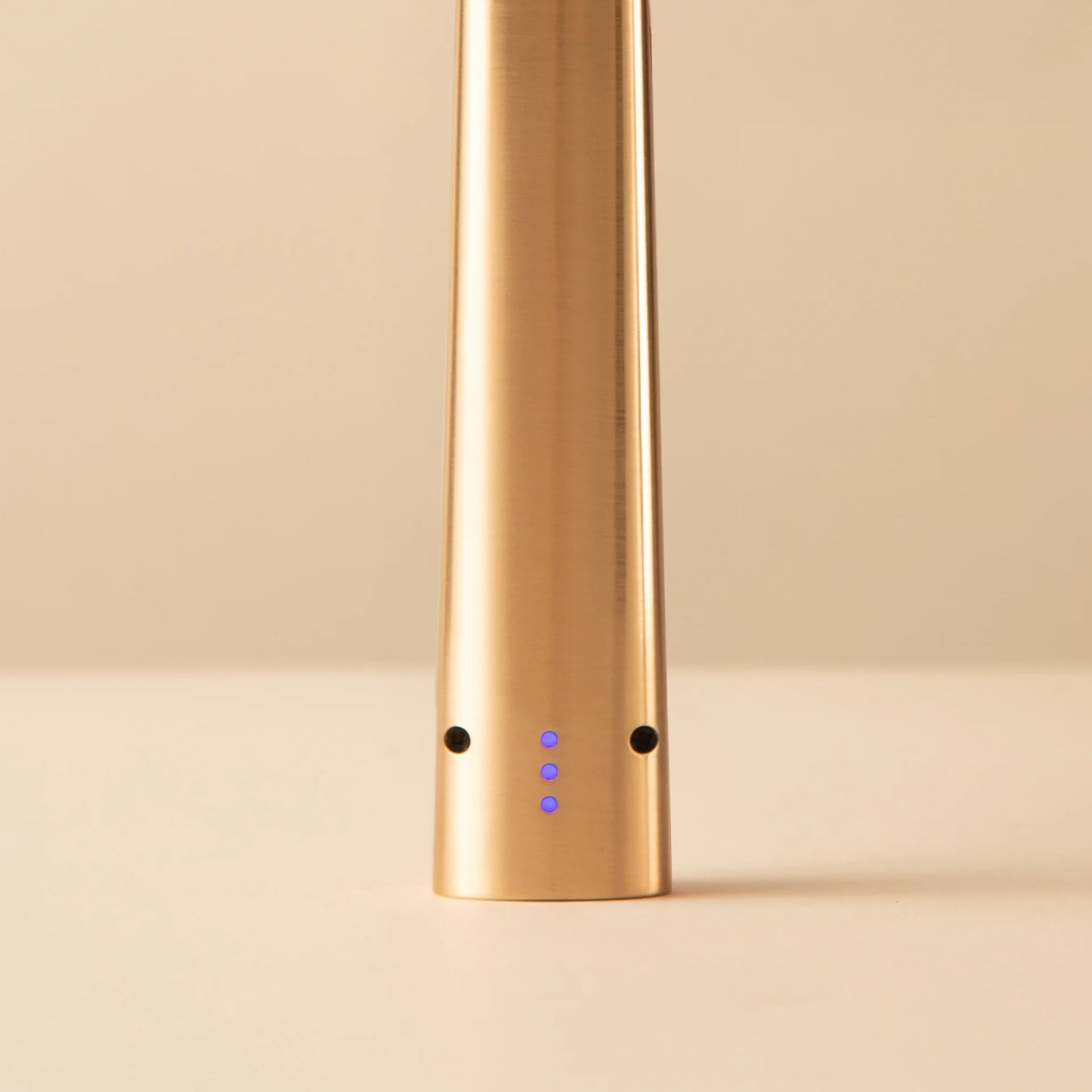 Flint rechargeable lighter gold
