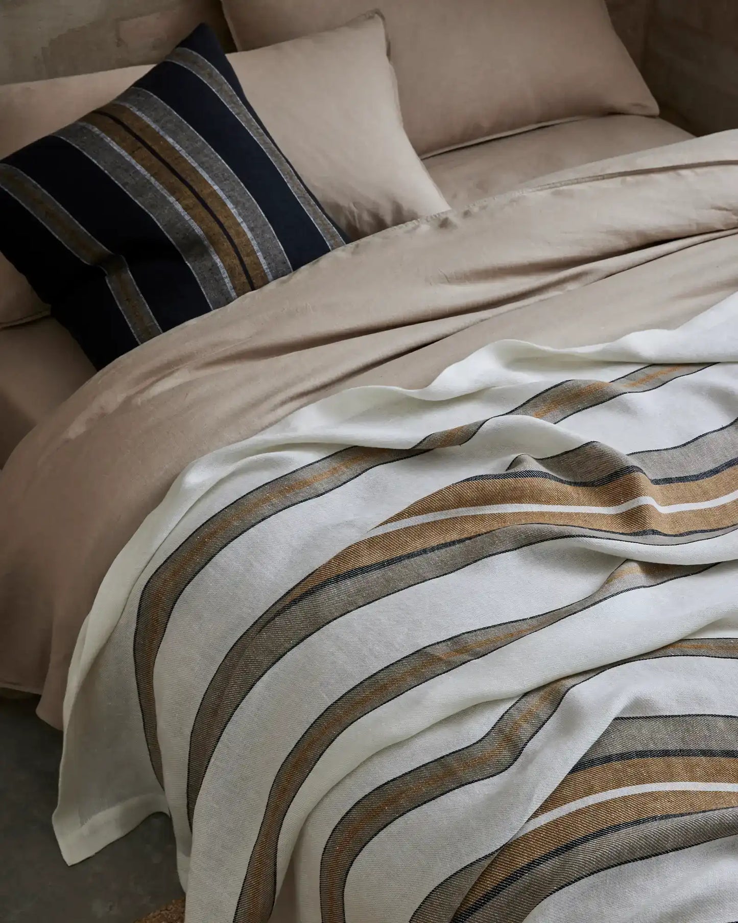 Franco linen cushion cover shadow 50cm