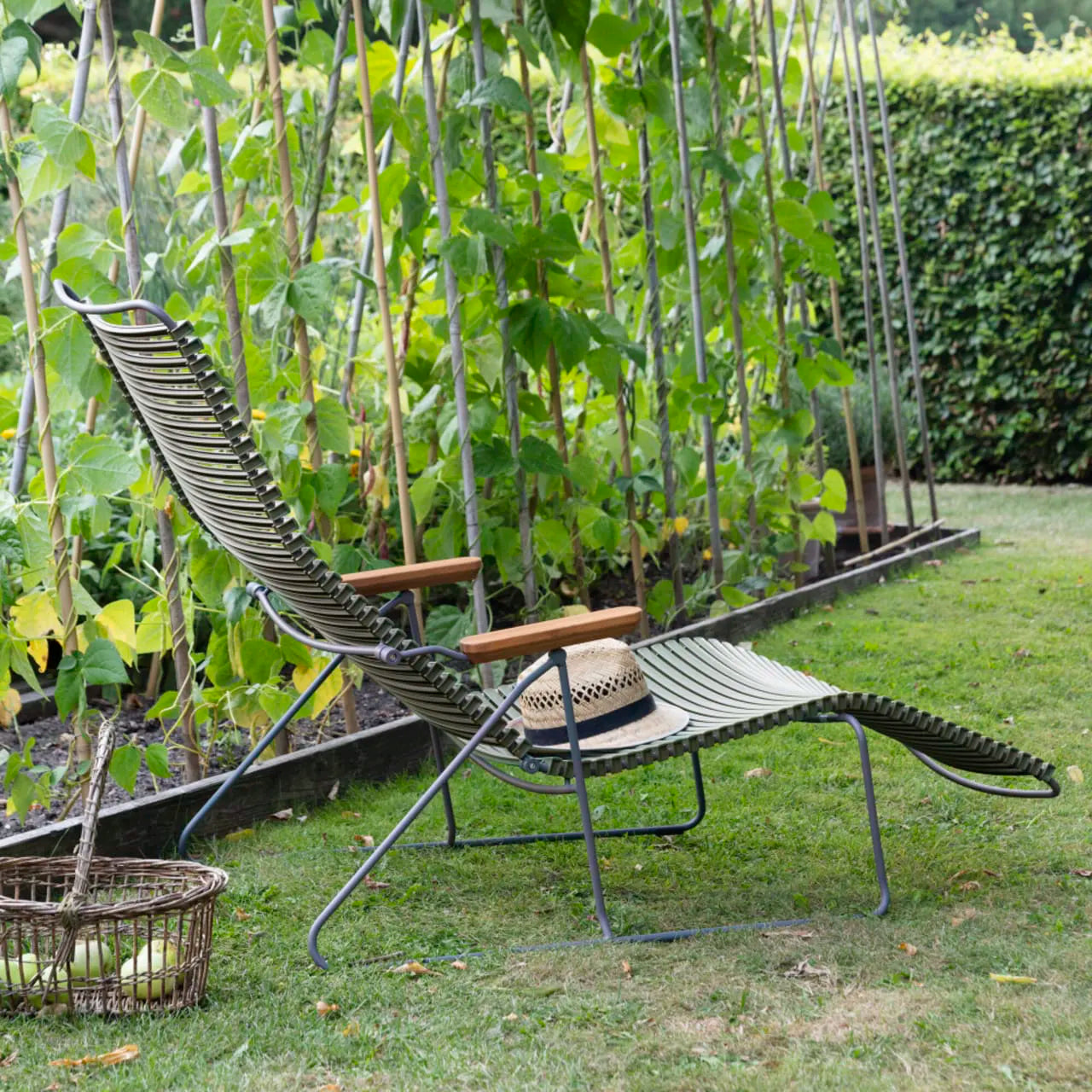 Outdoor click sun lounger