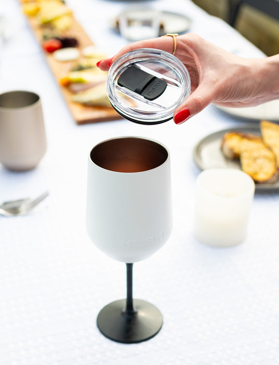 Huski stemmed wine tumbler white 355ml