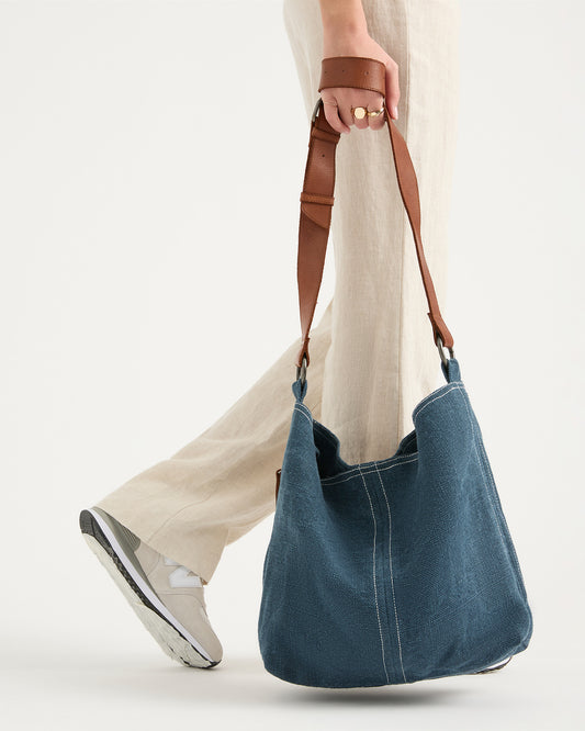 JuJu & Co jute slouchy bag indigo