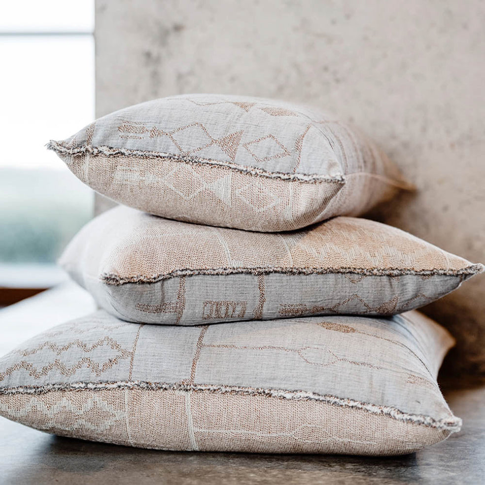 Kasumi reversible jacquard weave cushion cover 50cm