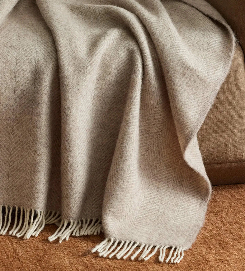 Magnus NZ lambswool herringbone blanket 150 x 183cm quartz