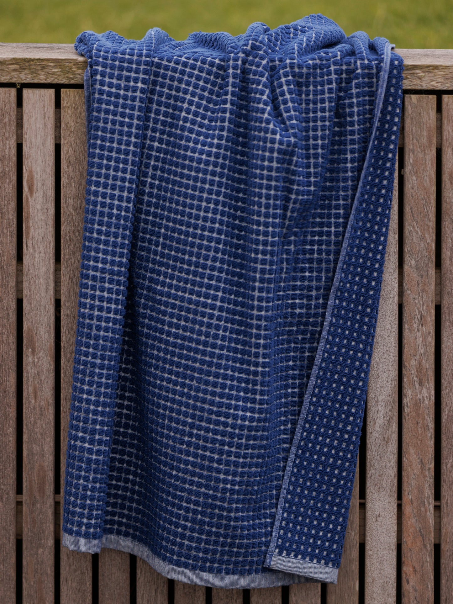 Nero cotton bath towel range cobalt