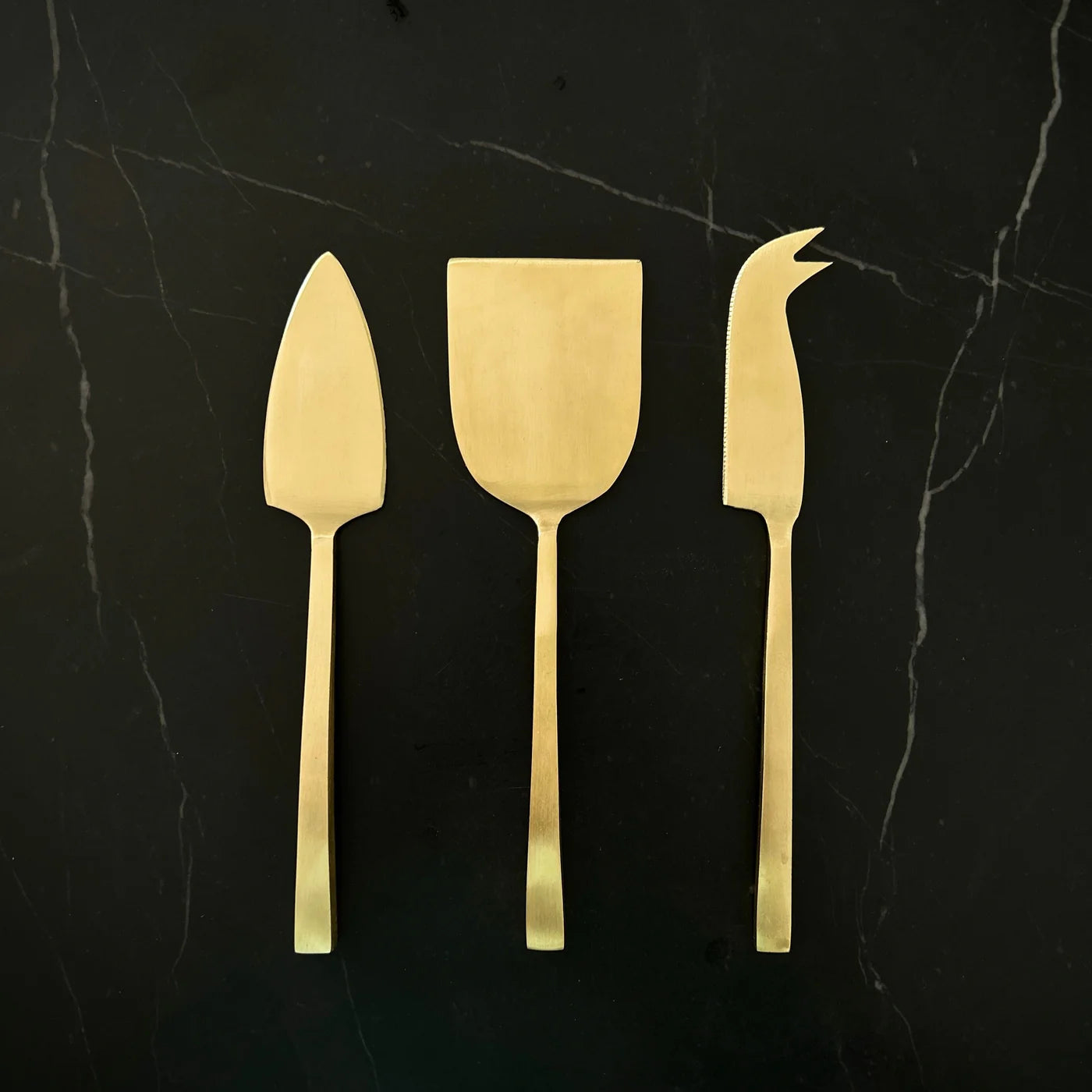 Oro cheese knife set of 3 brass