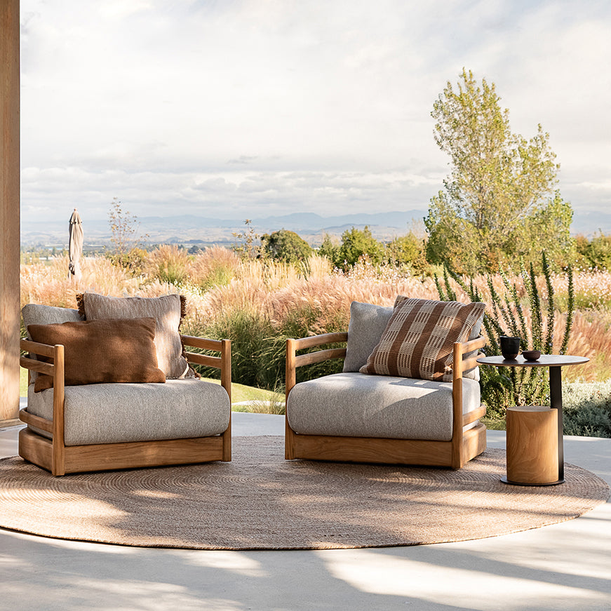 Outdoor Orion cushion 50cm amber