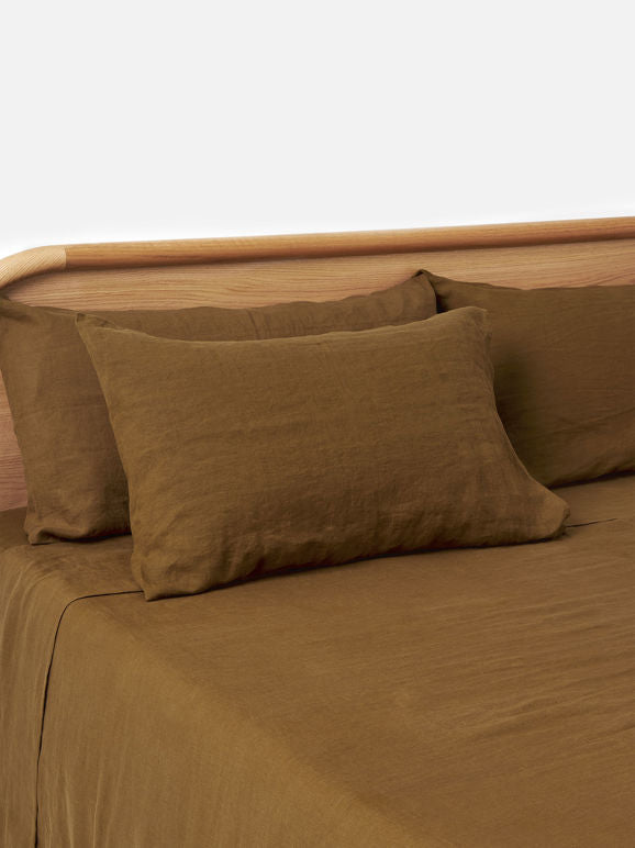 Pair of linen pillowcases ochre
