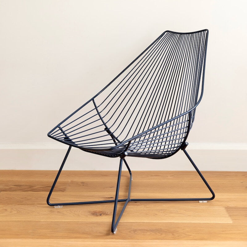 Piha wire lounge chair