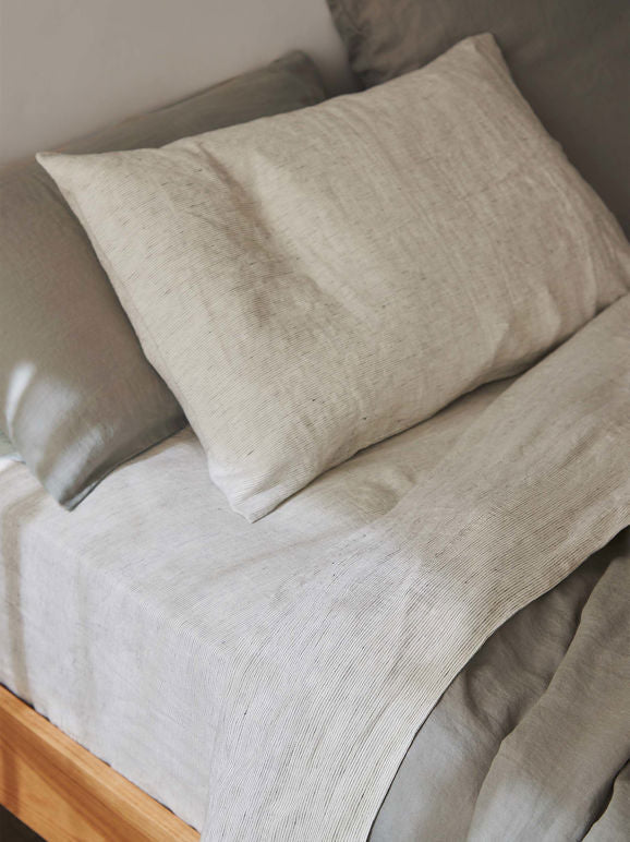 Pinstripe linen flat sheet pepper & chalk