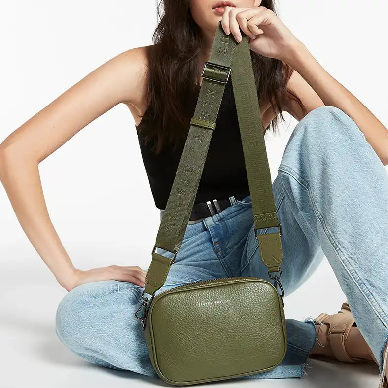 Plunder leather shoulder bag wide strap khaki