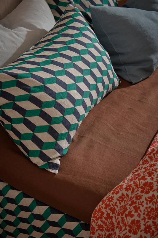 SOW linen fitted sheet chocolate