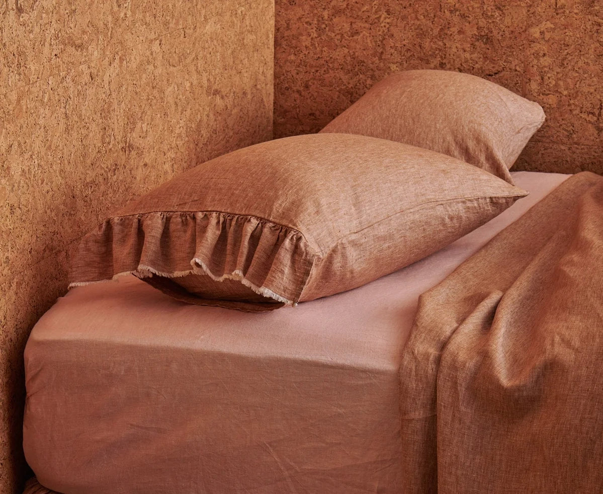 SOW marl linen pillowcase set with ruffle cinammon
