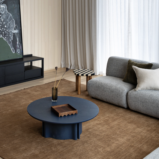 Silvio NZ wool rug with wide border sienna