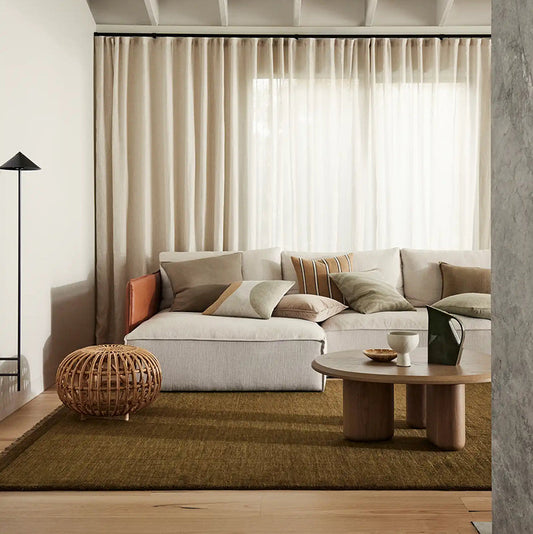 Silvio NZ wool rug with wide border oak moss