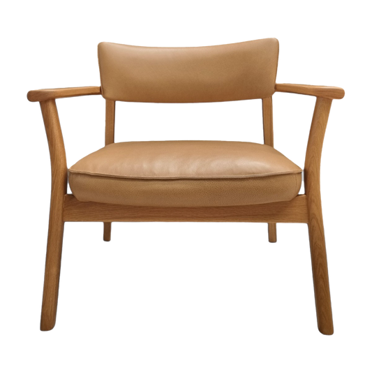 Sketch poise lounge chair pecan leather