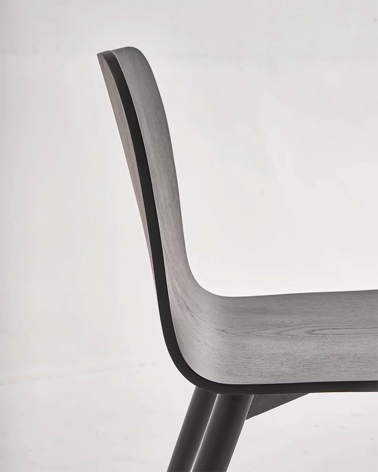 Tami oak dining chair black