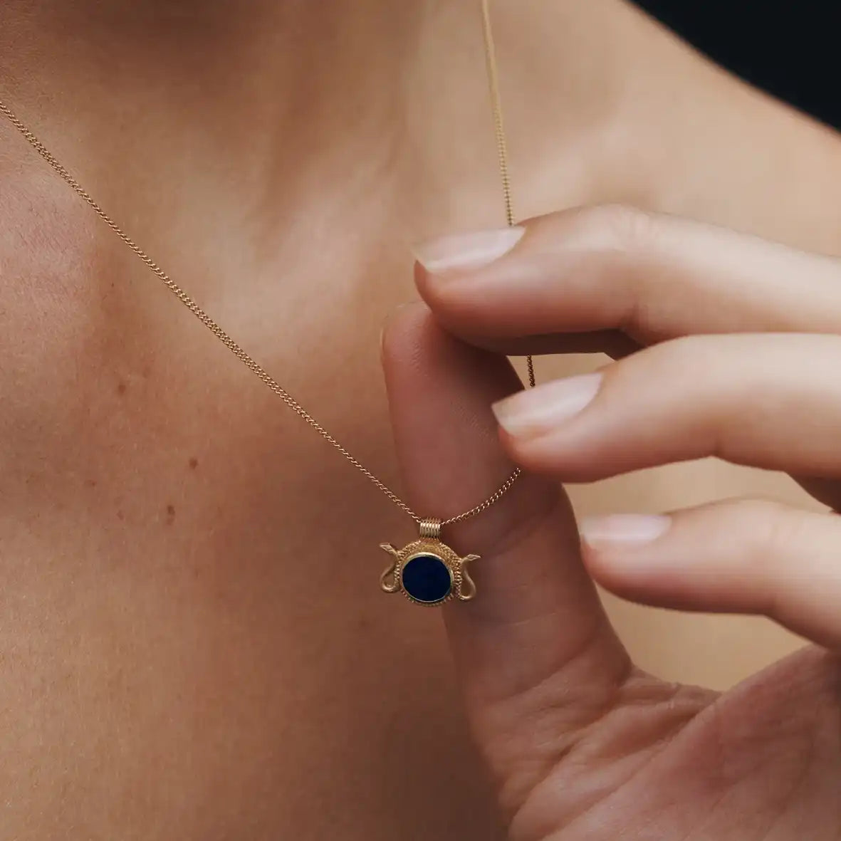 Temple of the Sun Naja necklace gold