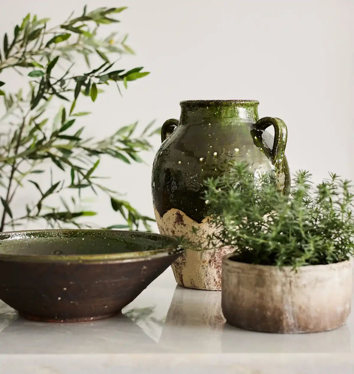 Textured glazed urn 37cm