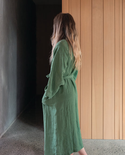 Women's linen dressing gown spearmint