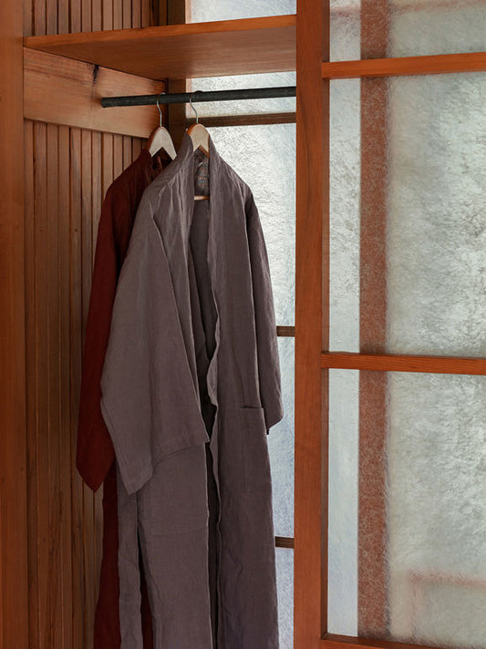 Women's linen dressing gown lupin