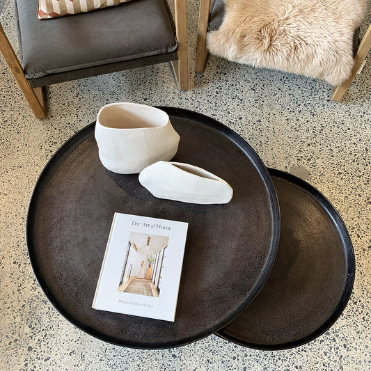 Catalina round nesting tables set of two black