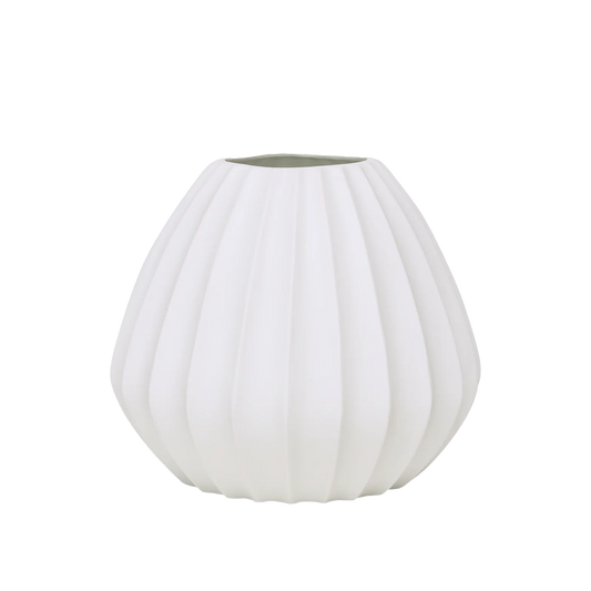 Wide ridge ceramic table lamp 21cm