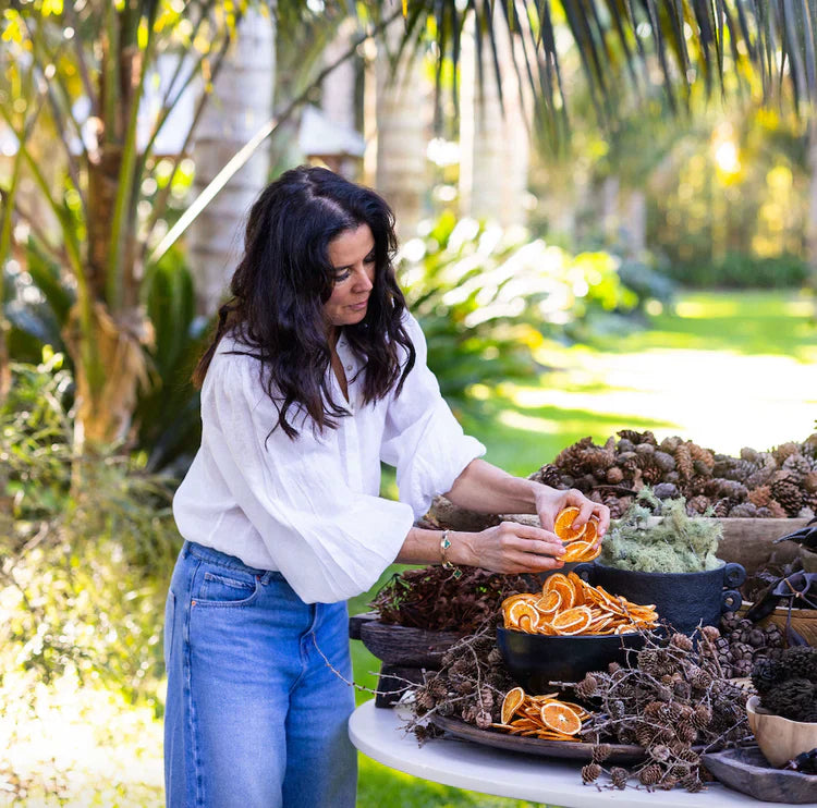 Forest floor potpourri amberoud