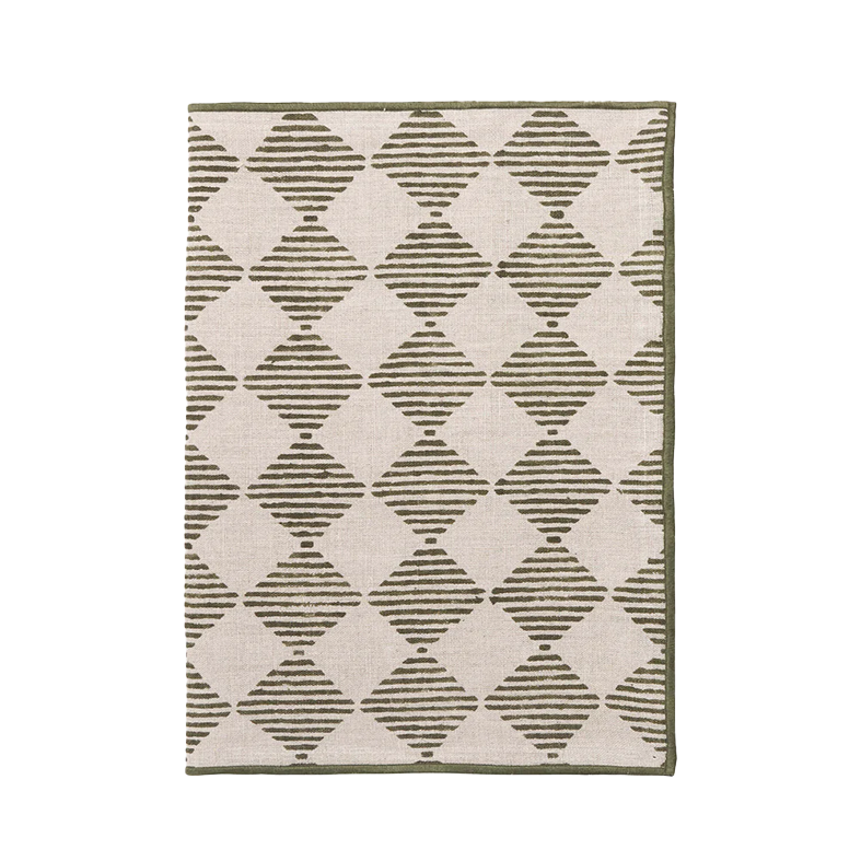 Quinn table runner 200cm olive