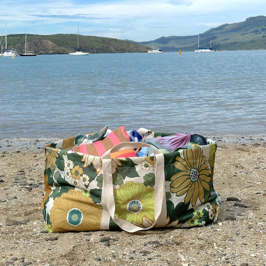 Oversized canvas beach bag retro floral