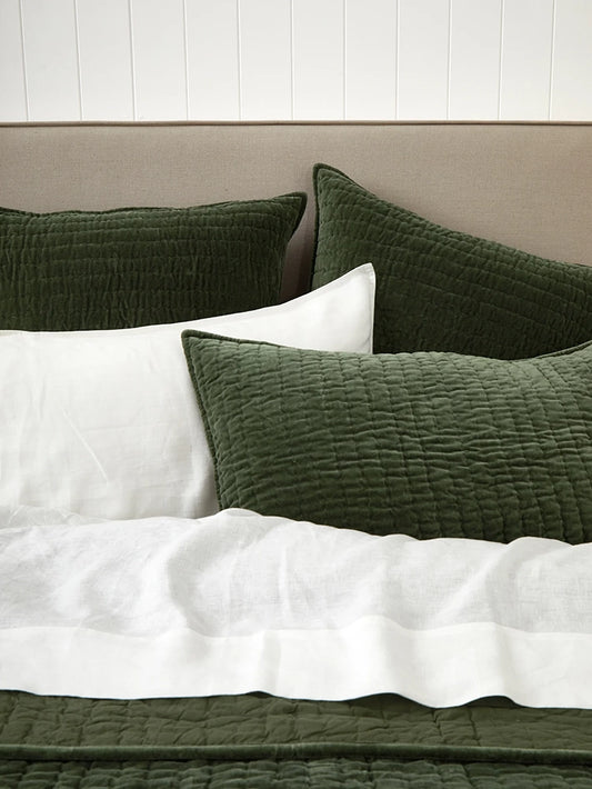 Romeo velvet quilt forest green