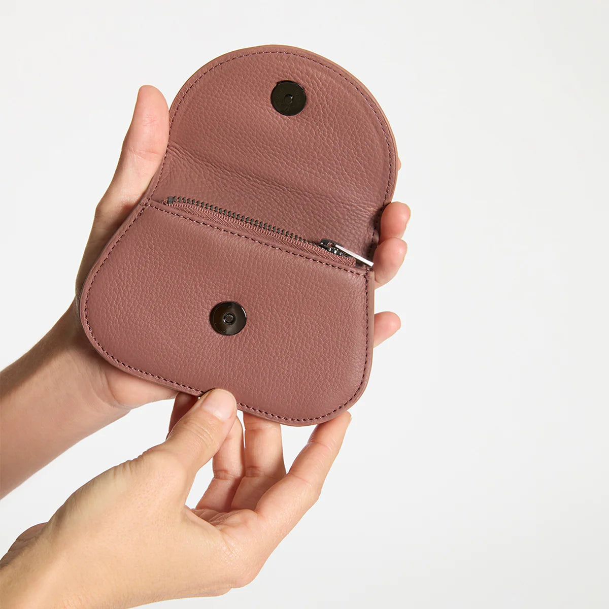 Eyes wide leather purse dusty rose