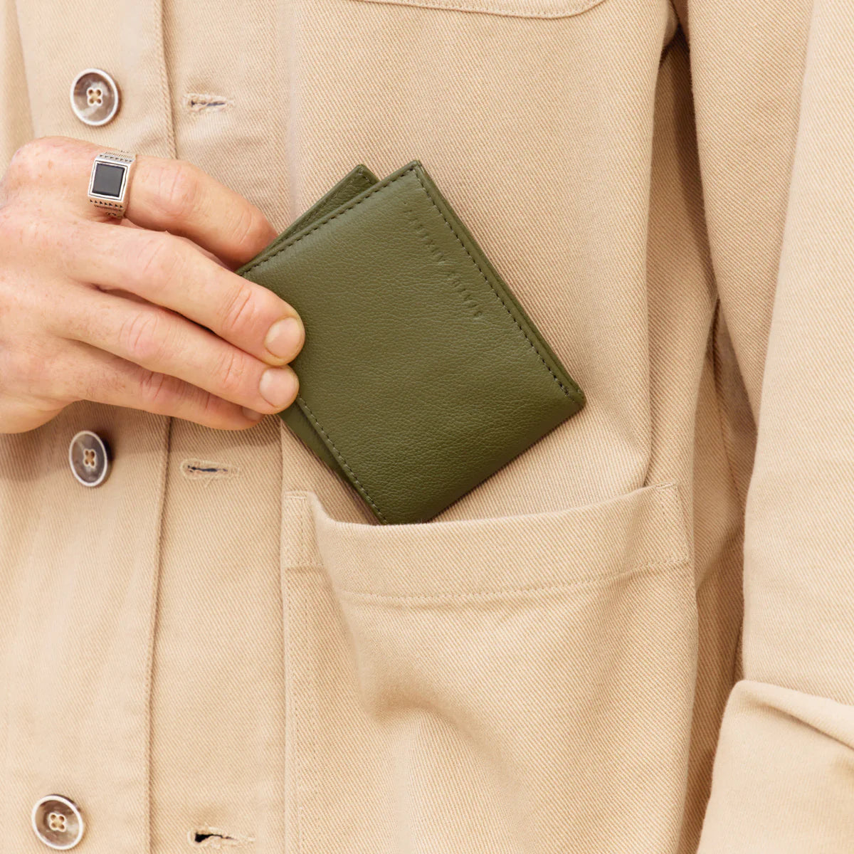 Noah leather wallet khaki