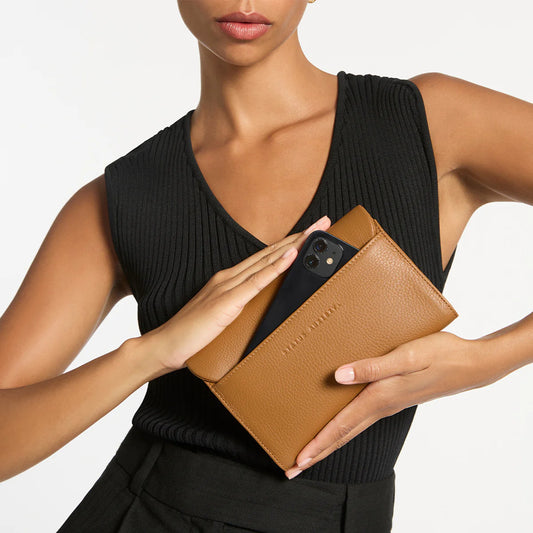 Remnant leather wallet tan