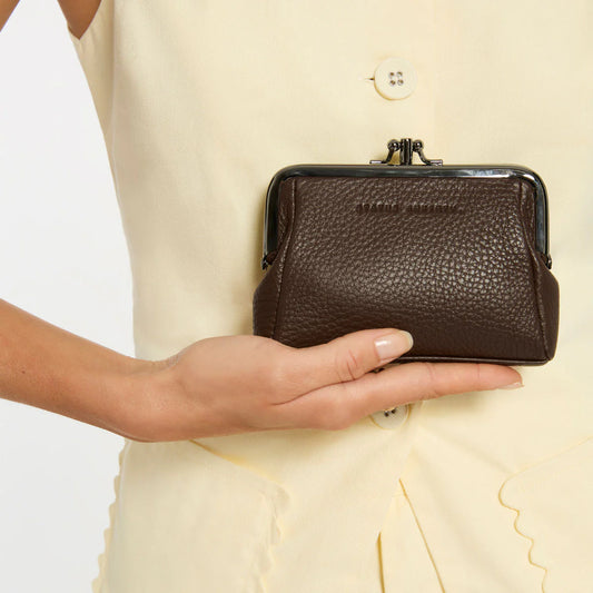 Volatile close clasp wallet cocoa