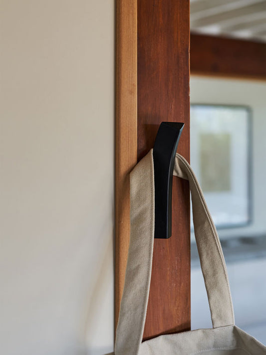Bow wooden wall hook black