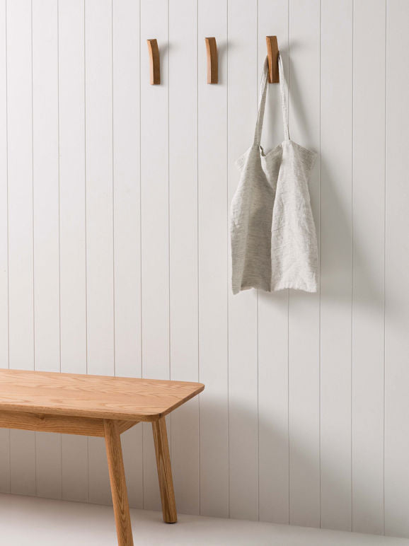 Bow wooden wall hook oak