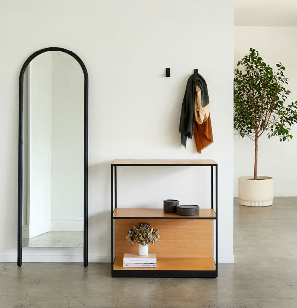 Oak arc freestanding mirror black 178cm