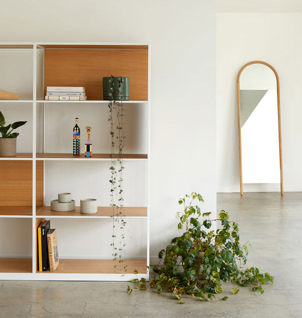 Oak arc freestanding mirror natural 178cm