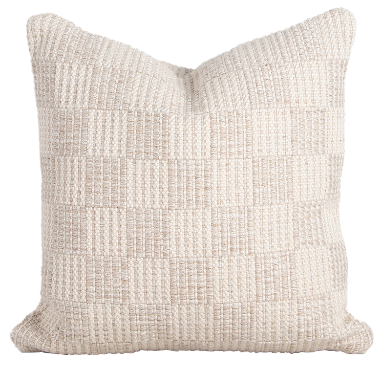 Outdoor Carter cushion almond 50cm