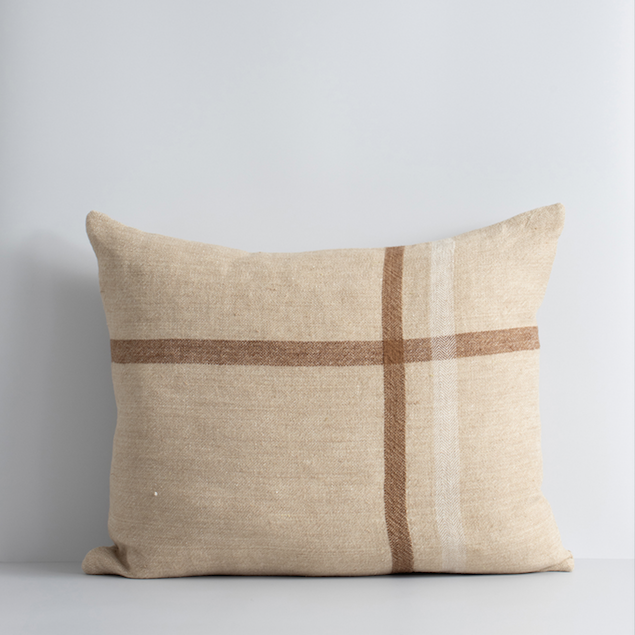 Clintock linen cushion cover taupe 45x55cm