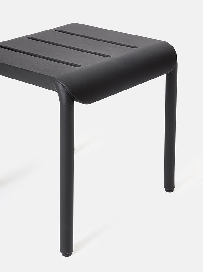 Otto outdoor side table black